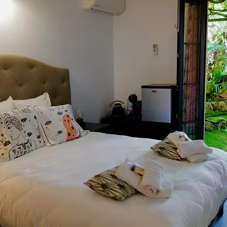 Lou Pitchoun: Luxurious Family With Garden In Homestay